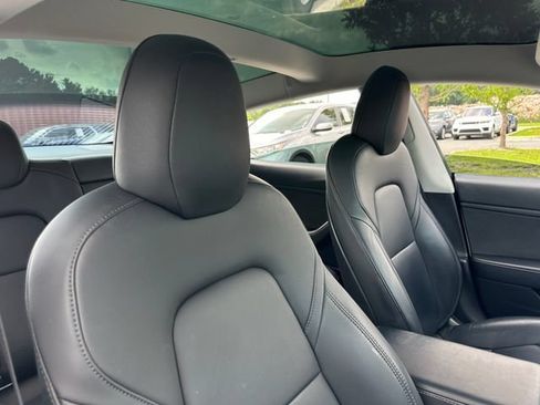 Used 2020 Tesla Model 3 Standard Range Plus RWD image 25