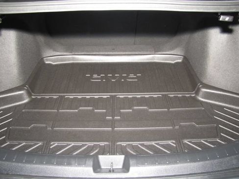 Certified 2025 Honda Civic Sport image 17