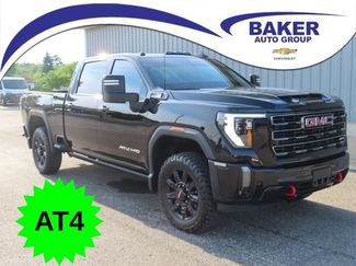 Used 2024 GMC Sierra 2500 AT4 w/ AT4 Premium Plus Package AWD/4WD video 1