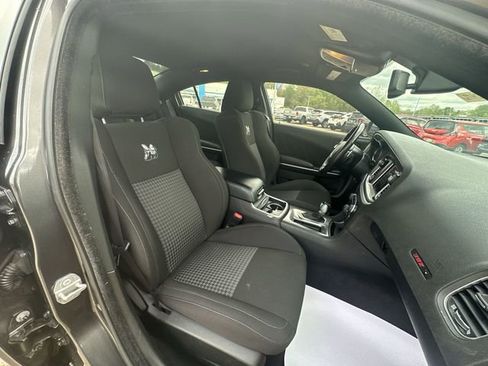 Used 2022 Dodge Charger Scat Pack RWD image 30