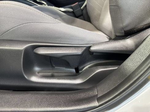 Used 2021 Toyota Corolla SE w/ Carpet Mat Package (TMS) FWD image 12