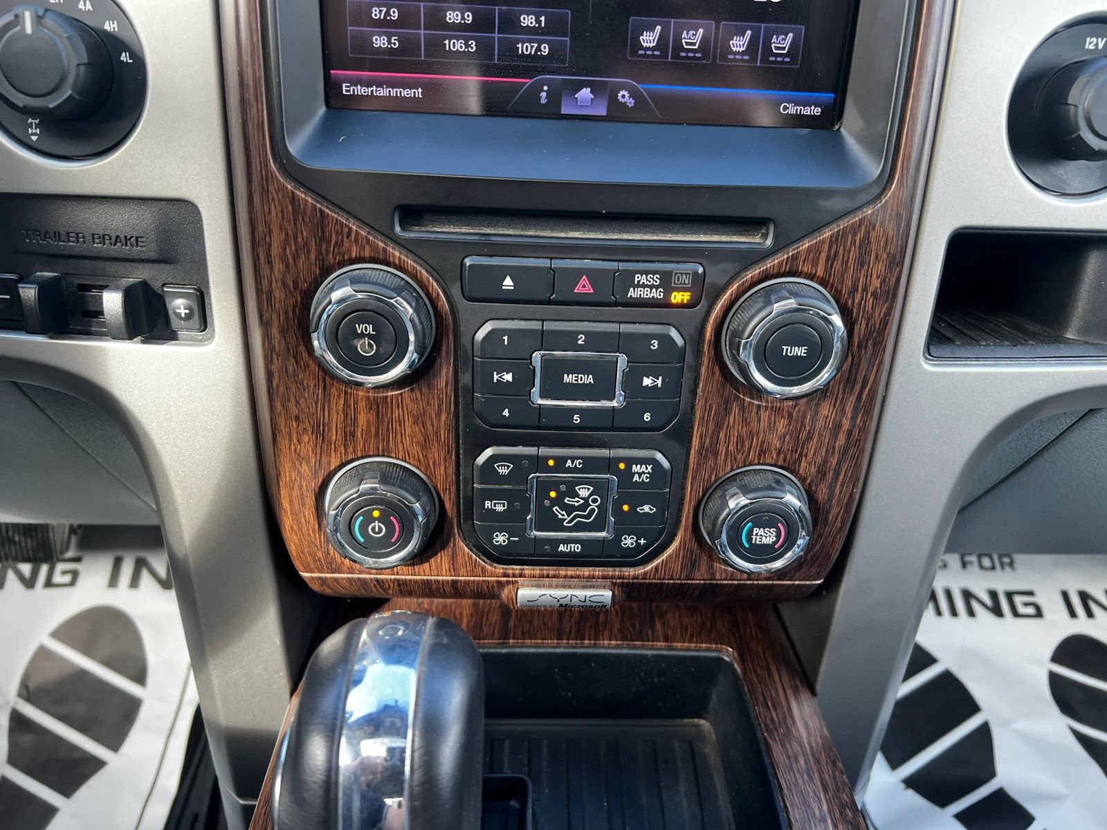 Used 2013 Ford F150 Lariat w/ Luxury Equipment Group AWD/4WD image 20