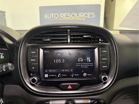 Used 2023 Kia Soul LX w/ LX Technology Package image 34