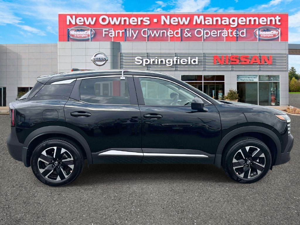 Certified 2025 Nissan Kicks SV w/ SV Premium Package AWD/4WD image 4