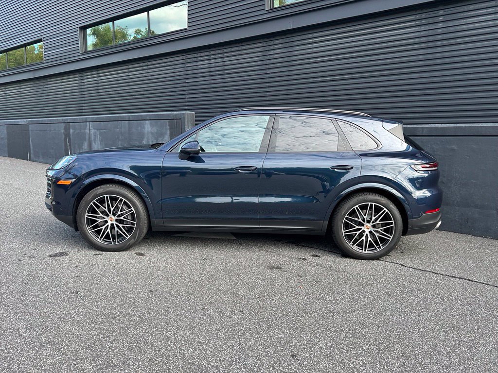 Certified 2026 Porsche Cayenne AWD/4WD image 7