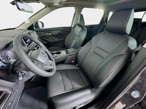 New 2026 Nissan Rogue SV FWD image 11