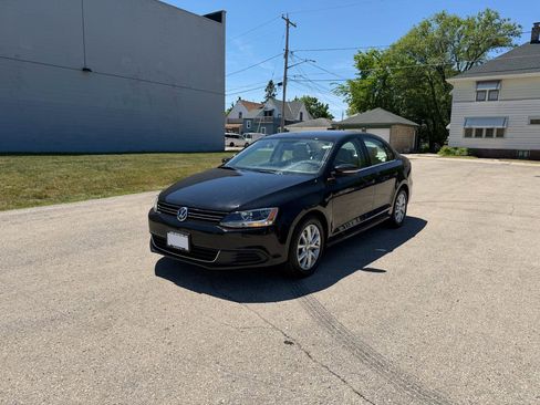 Used 2014 Volkswagen Jetta SE FWD image 3