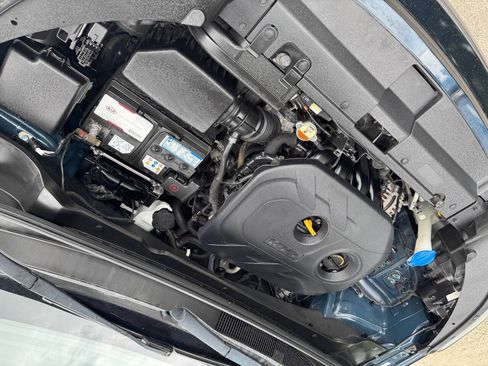 Used 2018 Kia Soul + FWD image 25