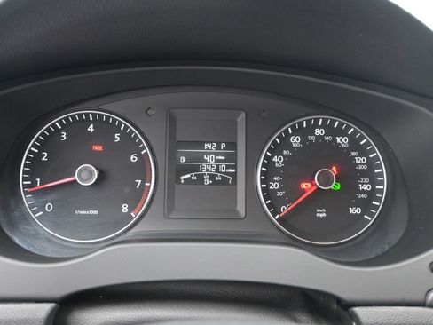 Used 2014 Volkswagen Jetta SE image 18