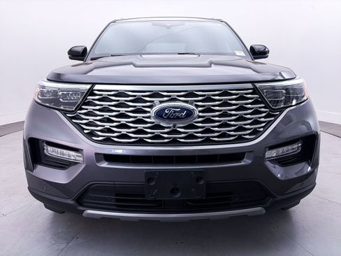 Used 2021 Ford Explorer Platinum w/ Equipment Group 601A AWD/4WD image 14