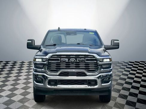 Used 2025 RAM 2500 Big Horn AWD/4WD image 2