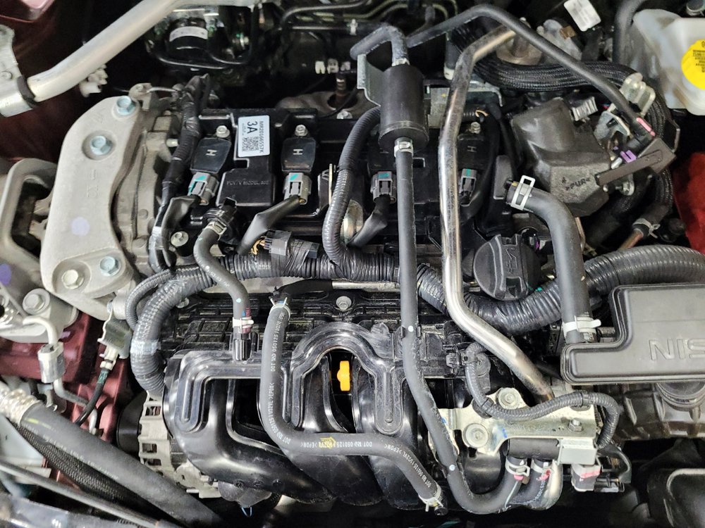 Used 2025 Nissan Sentra SV FWD image 30