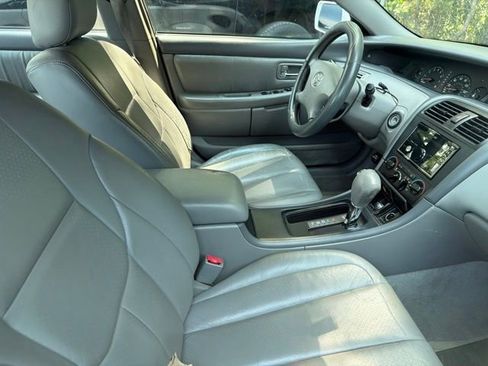 Used 2003 Toyota Avalon XLS FWD image 12
