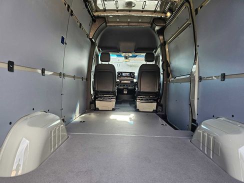 New 2026 Mercedes-Benz Sprinter 2500 image 18