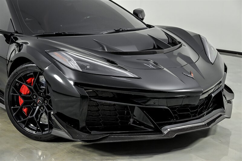 Used 2026 Chevrolet Corvette ZR1X AWD/4WD image 2