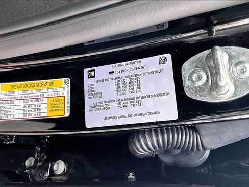 Certified 2025 Cadillac Escalade Sport Platinum w/ LPO, Floor Liner Package image 19