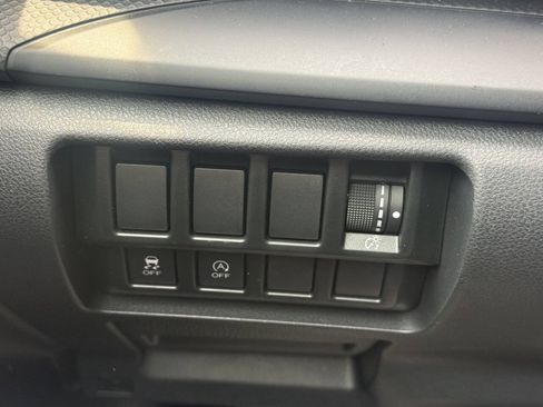 Used 2019 Subaru Forester w/ Popular Package #1 AWD/4WD image 11