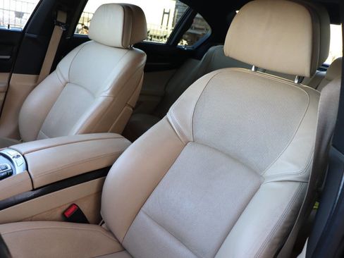 Used 2013 BMW 750Li image 15