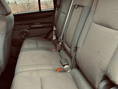 Used 2007 Jeep Commander Sport w/ Trailer Tow Group IV image 17