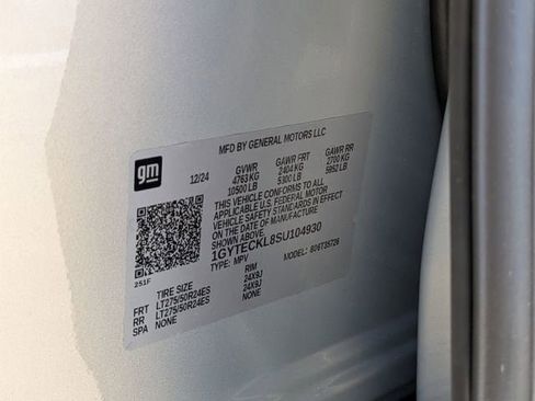 New 2025 Cadillac Escalade IQ Luxury 1 image 33