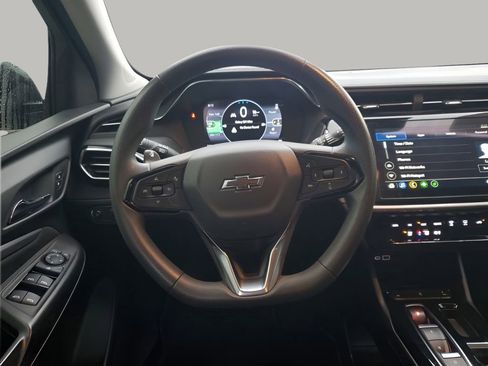 Used 2023 Chevrolet Bolt EUV LT w/ Redline Edition image 24