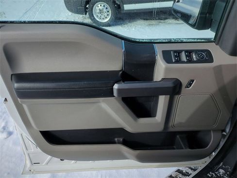 Certified 2019 Ford F150 XLT w/ Trailer Tow Package image 6