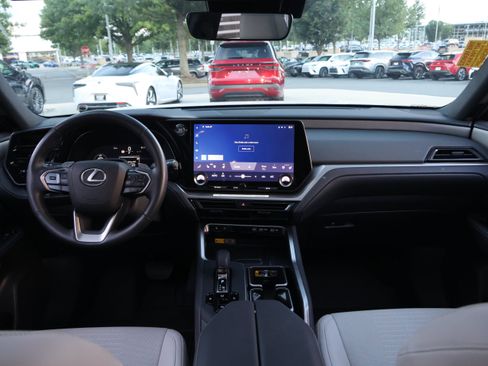 Used 2025 Lexus TX 350 FWD w/ Technology Package image 16