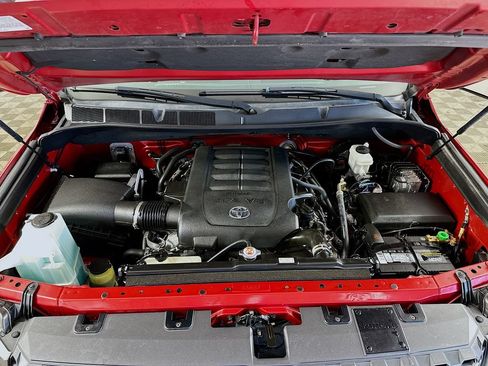 Used 2020 Toyota Tundra SR5 w/ TRD Off-Road Plus Package AWD/4WD image 35