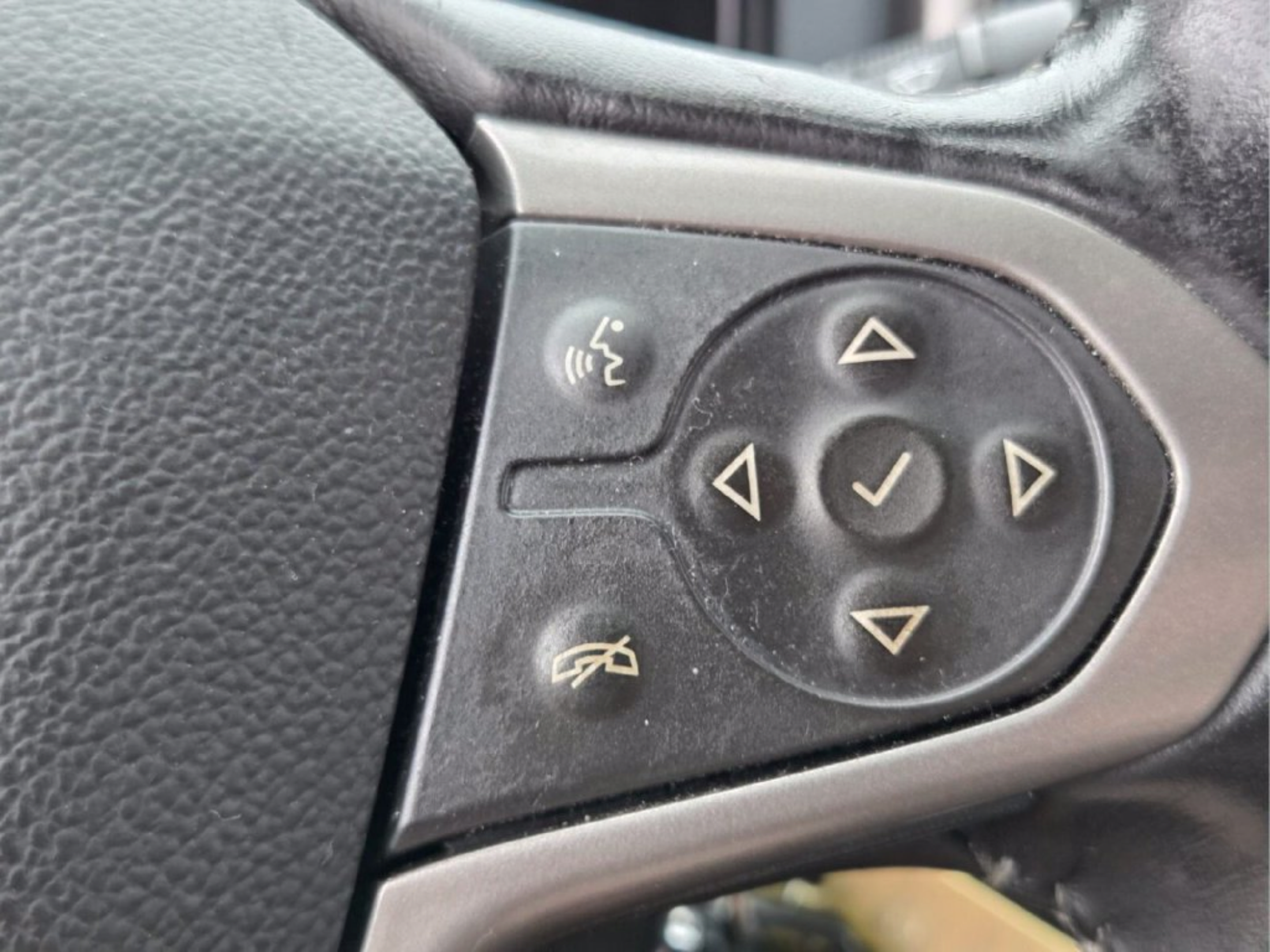 Used 2020 Chevrolet Colorado Z71 RWD image 26
