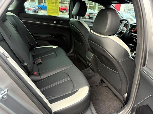 Used 2025 Kia K5 GT-Line image 19
