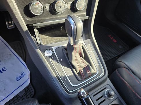 Used 2015 Volkswagen GTI Autobahn image 24