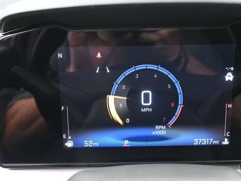 Used 2025 Chevrolet Trax LT w/ Driver Confidence Package FWD image 9