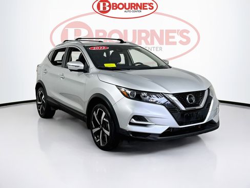 Used 2022 Nissan Rogue Sport SL image 1