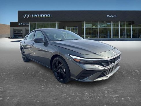 New 2026 Hyundai Elantra Sport FWD image 2