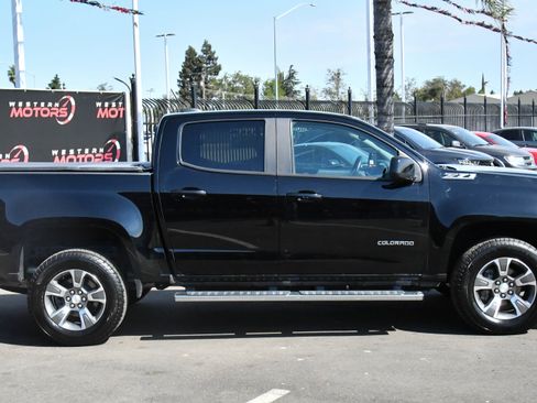 Used 2020 Chevrolet Colorado Z71 image 9