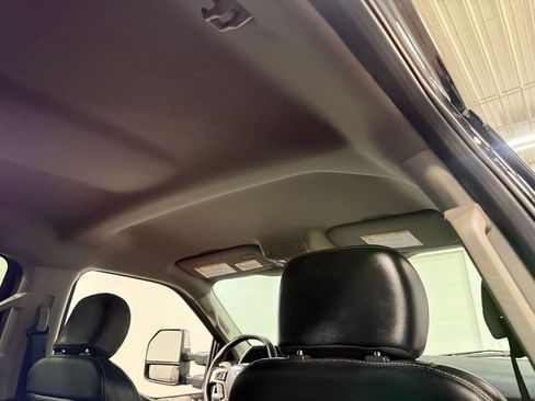 Used 2020 Ford F350 Lariat w/ Lariat Ultimate Package image 71