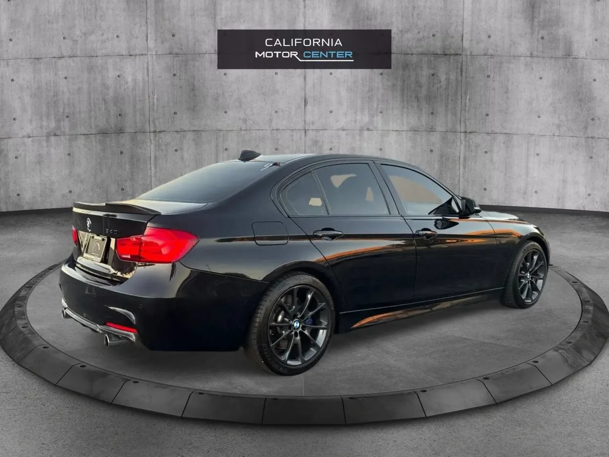 Used 2017 BMW 340i Sedan RWD image 5