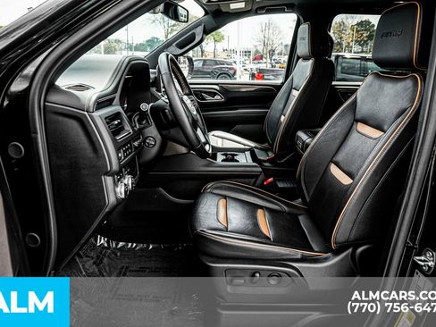 Used 2024 GMC Yukon XL AT4 w/ Technology Package AWD/4WD image 22
