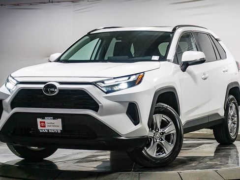 Certified 2025 Toyota RAV4 XLE w/ Convenience Package image 1