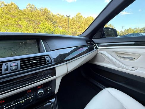 Used 2014 BMW 528i Sedan image 25