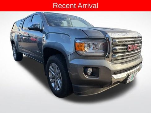 Used 2018 GMC Canyon SLT w/ Driver Alert Package image 2