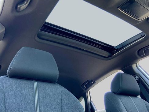 Used 2025 Honda Accord Sport image 14