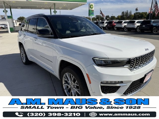 Used 2023 Jeep Grand Cherokee Summit w/ Adv Protech Group IV AWD/4WD image 1