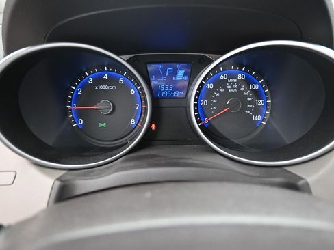 Used 2015 Hyundai Tucson SE AWD/4WD image 14
