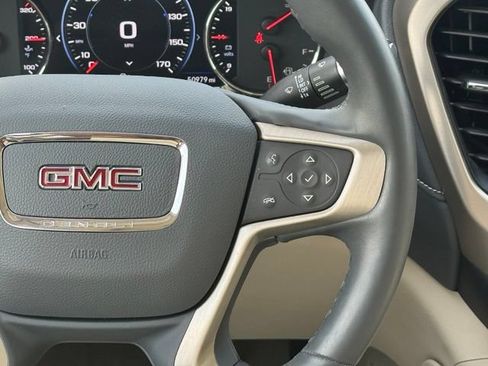 Used 2023 GMC Acadia Denali w/ Denali Ultimate Package AWD/4WD image 24