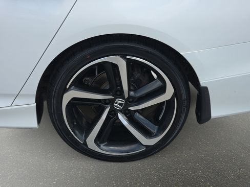 Used 2022 Honda Accord Sport image 34