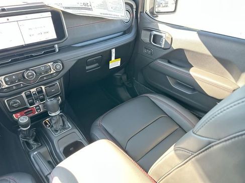 New 2026 Jeep Wrangler Unlimited Rubicon w/ Technology Group image 14