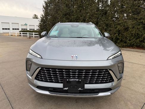 New 2026 Buick Envision Avenir image 6