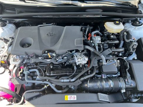 New 2026 Toyota Camry Hybrid w/ Multimedia Upgrade Package FWD image 20