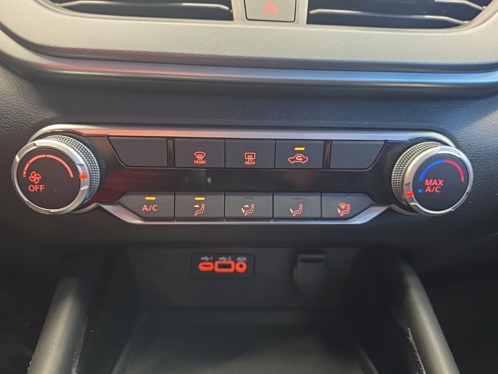 Used 2024 Nissan Altima 2.5 SR FWD image 24